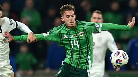 O’Neill memberi saya ‘kebebasan’ untuk mencetak gol – Price